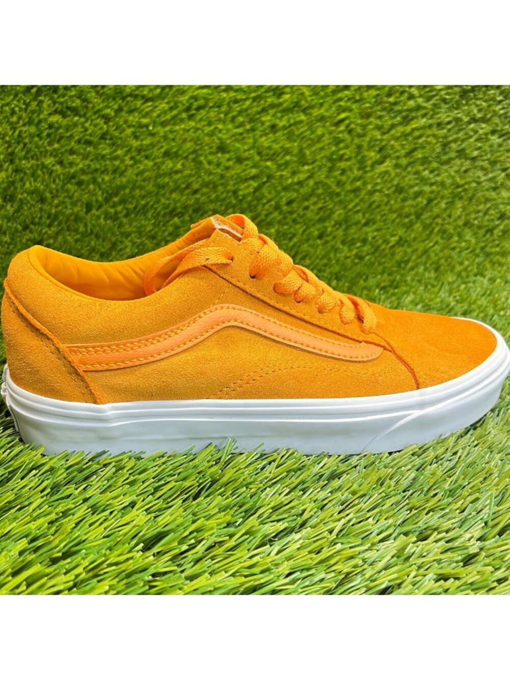 Vans Old Skool Low Womens Size 6.5 Yellow Athletic Suede Skate Shoes Sneakers